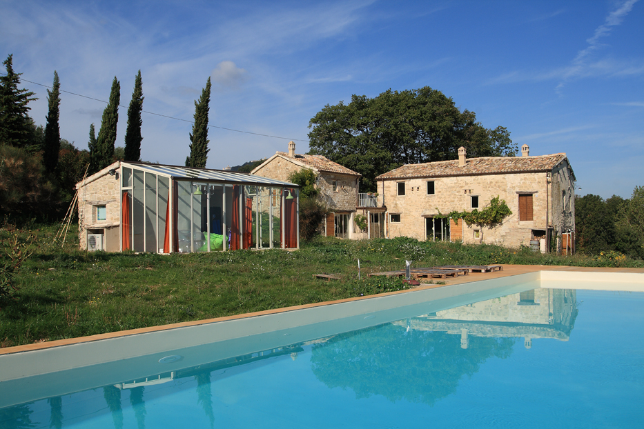 Farmhouse in Cingoli: renovation and restoration